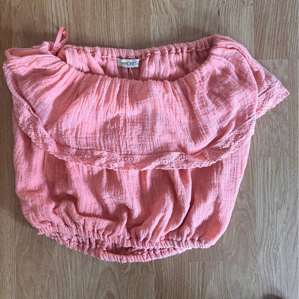 Arden B | strapless, cropped, coral blouse w/elasticated hems, size small​ - Picture 5 of 10